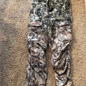 Sitka Fanatic Bib. Men’s Medium Tall. Super super clean.